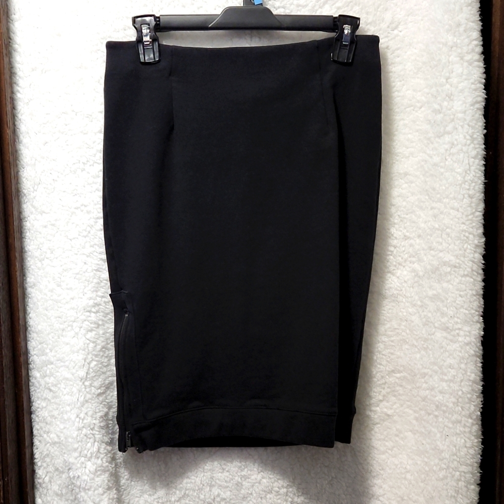 Black Side Zip Pencil Skirt